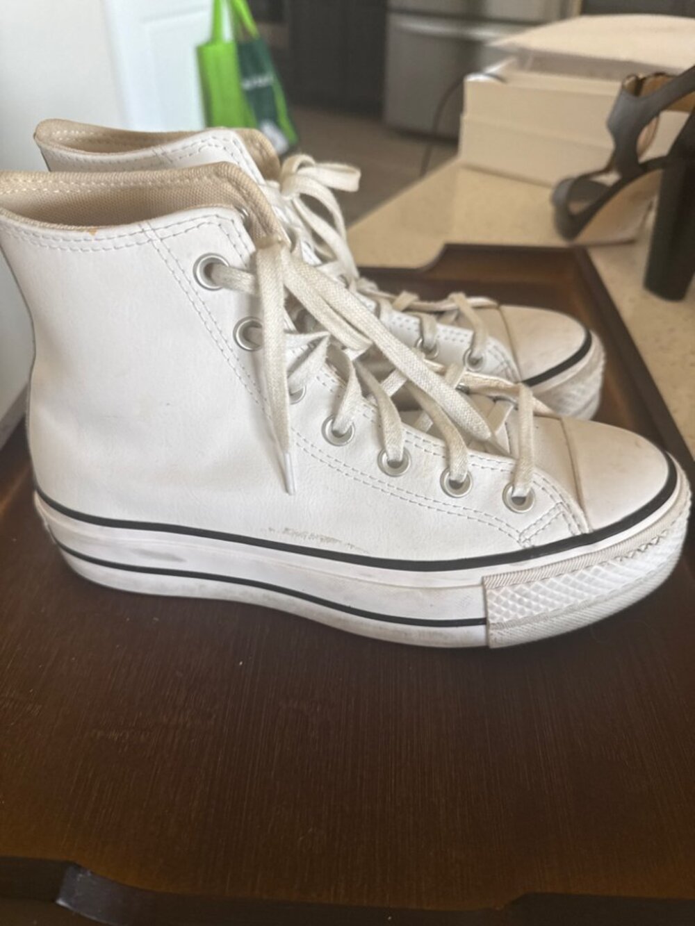 Converse Chuck Taylor All Star Lift Leather White Hi Top Sz 6.5 - Picture 4 of 7